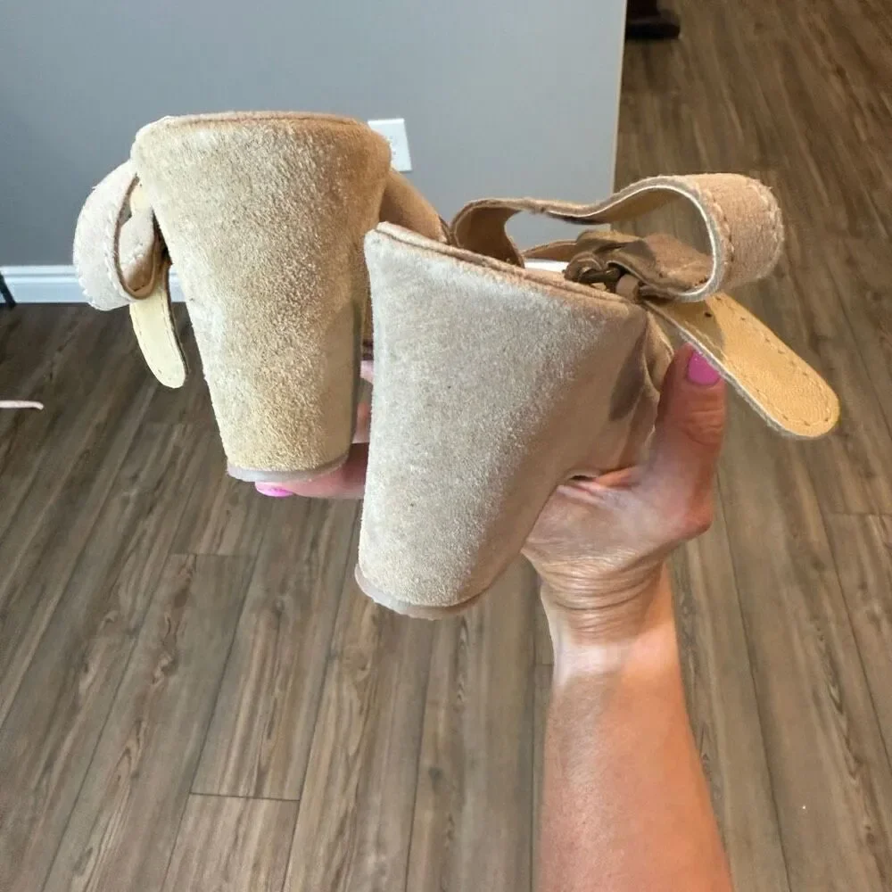 Sundance Suede Nude Sandals 38/8 Platform